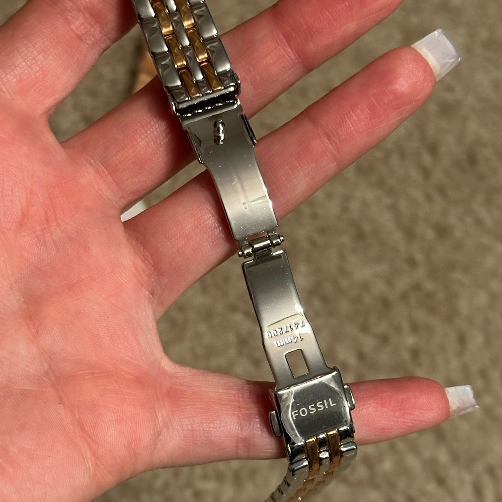 Fossil Watch With Three Interchangeable Straps - image 6